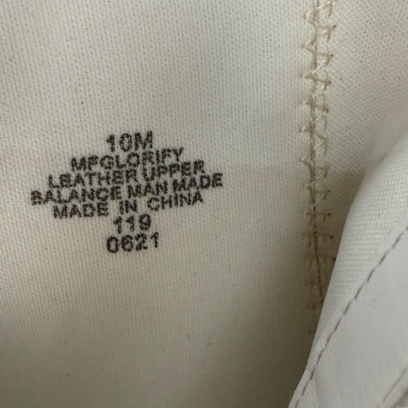 Elegant White Women's Boots Marc Fisher sz 10m - Picture 10 of 11